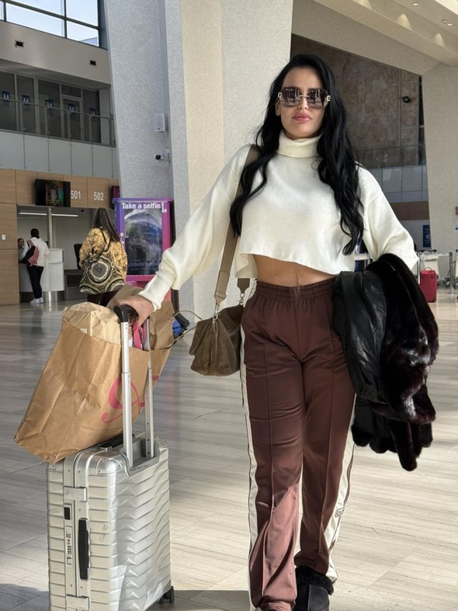 "KOLEGE SU SE ŠLOGIRALE KAD SU ČULE CENU ZA PRIJOVIĆKU" Pevačica osula PALJBU po Aleksandri - NJEN HAJP JE PROŠAO! (VIDEO)