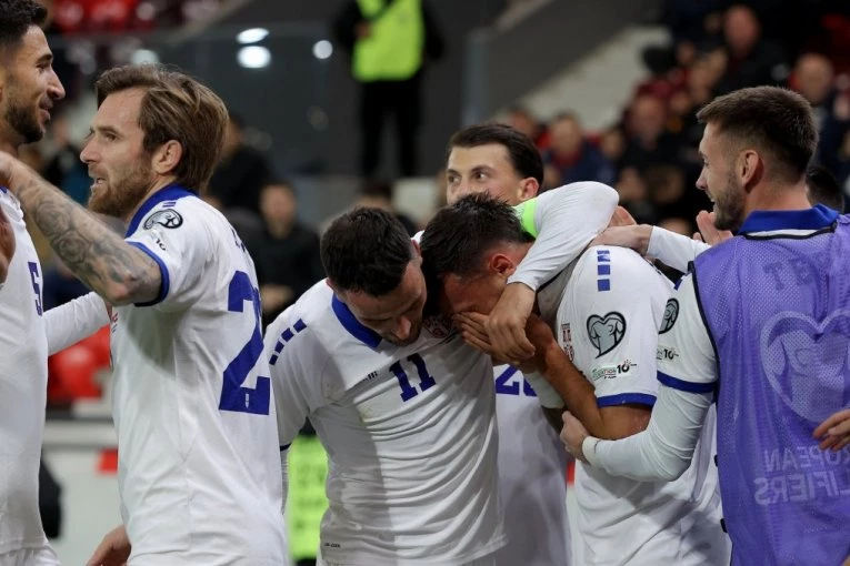 "ORLOVI" POSLE PREOKRETA STIGLI DO TRIJUMFA! Paunović upisao prvu pobedu – SRBIJA SLAVI KATAIJA I STANKOVIĆA!