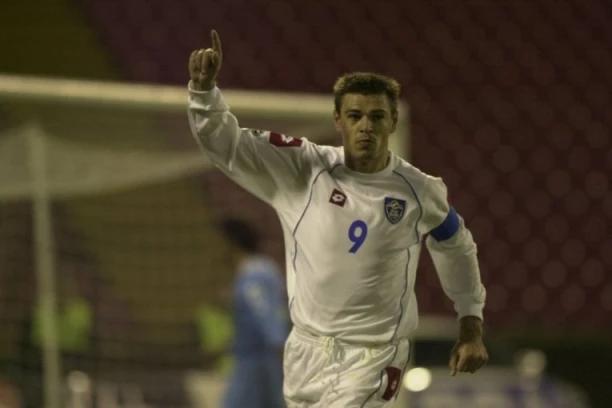 ŠOK U KVALIFIKACIJAMA ZA SP: Poslednji gol na velikom takmičenju im dao Savo Milošević, a sada idu u Ameriku! (VIDEO)