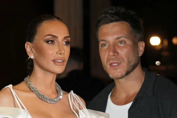 OBELODANJENI NAJNOVIJI DETALJI SUKOBA EMINE JAHOVIĆ I SAŠE KOVAČEVIĆA! Pevačica tražila masnu sumu za ovo!