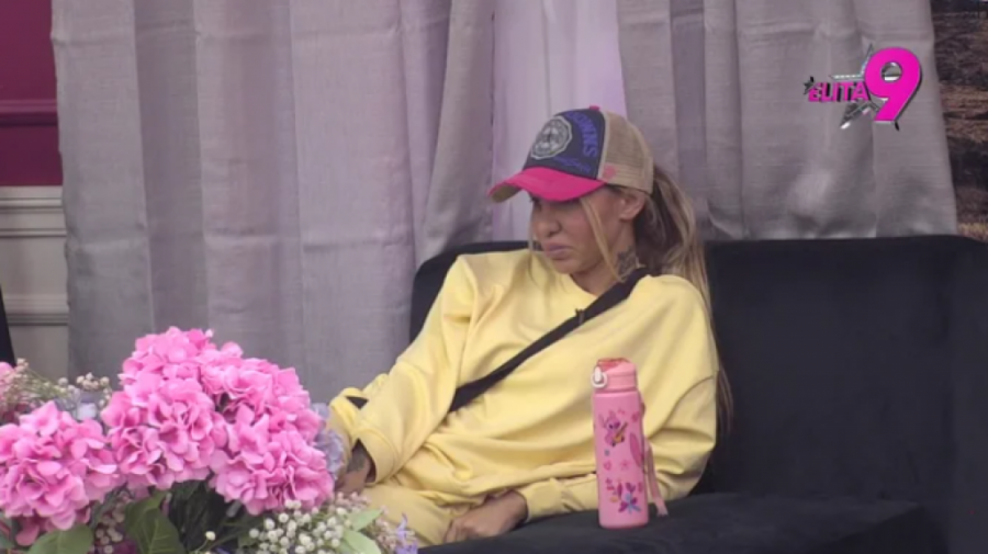 BRUTALNO ZAKUCAVANJE ANELI AHMIĆ: Luku srozala do najvećeg DNA - Mini i Asminu ZAPUŠILA USTA!