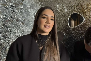 ANĐELA ĐURIČIĆ IMALA NEZGODU! Odmah odgovorila zabrinutim fanovima, TRPI BOLOVE! (VIDEO)