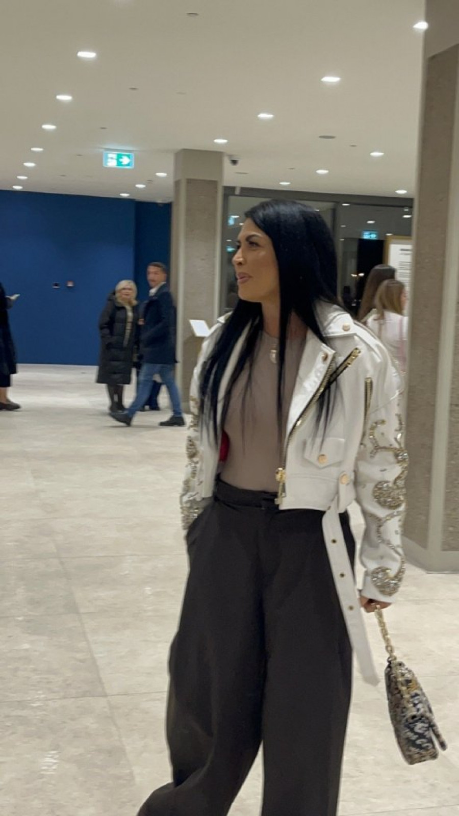 JELENA ILIĆ PROGOVORILA O SVADBI ANĐELE I GASTOZA: Otkrila da li će im biti kuma! (VIDEO)