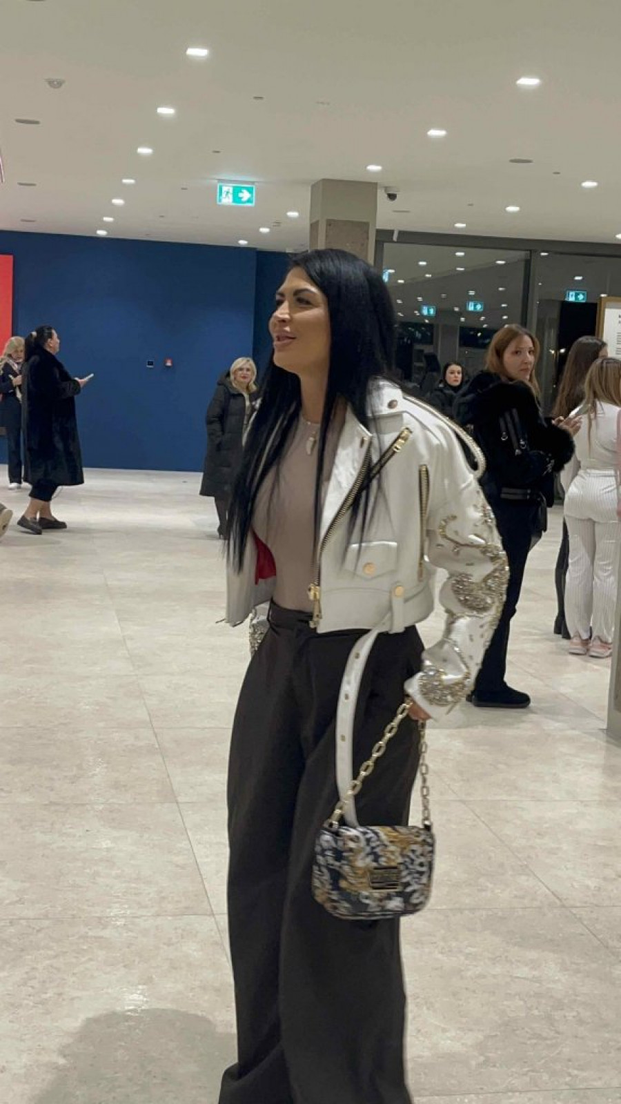 JELENA ILIĆ PROGOVORILA O SVADBI ANĐELE I GASTOZA: Otkrila da li će im biti kuma! (VIDEO)