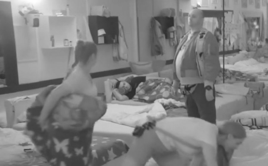 MAJA MARINKOVIĆ POKRENULA LAVINU, OBEZBEĐENJE JEDVA SPREČILO INCIDETNT! Učesnici Elite u NIKAD ŽEŠĆEM OKRŠAJU, Teodora u središtu novog skandala!