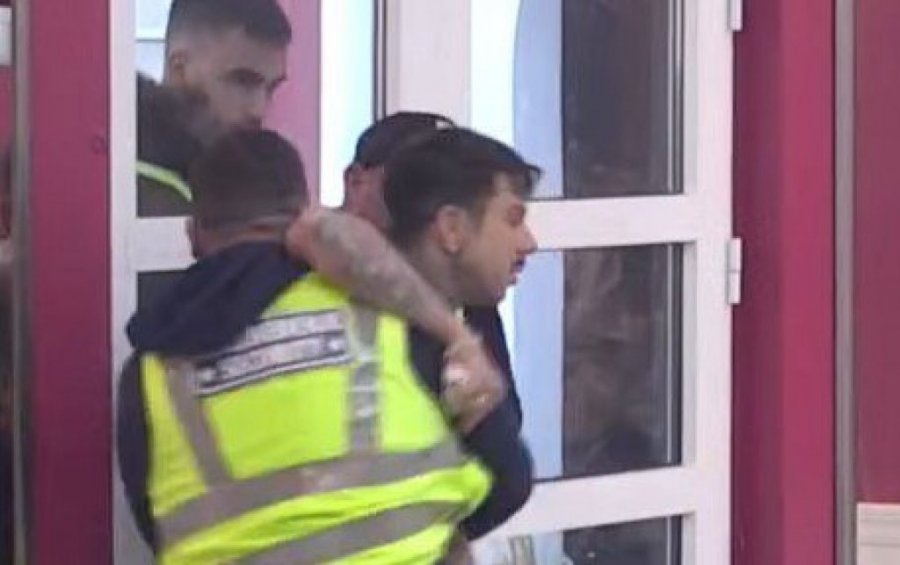 MOMENTALNA REAKCIJA VELIKOG ŠEFA, DONETA DRASTIČNA MERA! Ovo je ZVANIČNO SAOŠTENJE o Bebicinoj sudbini u rijalitiju nakon skandala sa Đukićem!