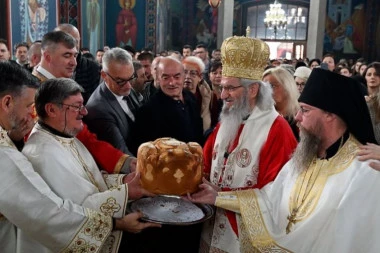 KAKO JE VLADIKA JOVAN OBELEŽIO SVOJU KRSNU SLAVU: Sabranje uveličali crkveni velikodostojnici i predstavnici državnih institucija