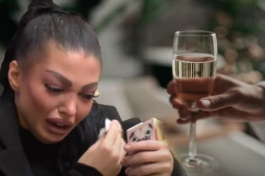 ŠOK, HTEO JE DA JOJ SIPA OVO U PIĆE! Novi skandal drma "Elitu", Alibaba REŠIO DA NAPAKOSTI MARINKOVIĆEVOJ, SNIMAK SVE DOKAZAO!