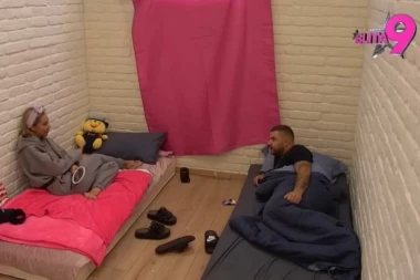 DIVLJAČKO IŽIVLJAVANJE POD JORGAN-PLANINOM, TRESU SE ZIDOVI IZOLACIJE! Aneli povukla odlučujuć korak - SCENE KAO IZ FILMOVA ZA ODRASLE! (GALERIJA)