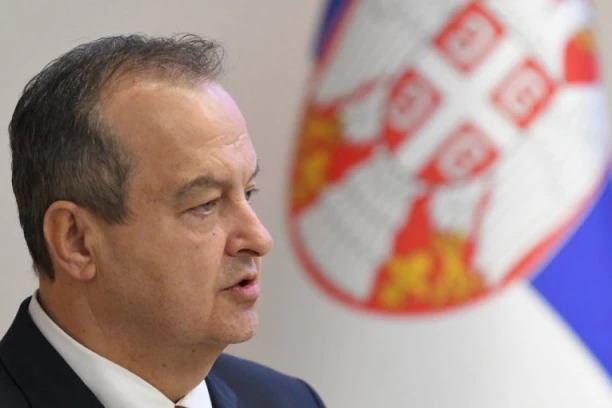 "SPREMALI HAOS"! Dačić o izbornom danu u Sečnju, Mionici i Negotinu - VIŠE PRIVEDENIH, NALAZILI IM I PALICE!