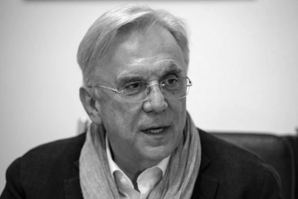 DVA PUTA BIO MINISTAR, KANDIDOVAO SE I ZA PREDSEDNIKA! Ko je bio Branislav Ivković?