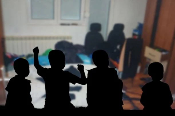 DEVET UHAPŠENIH ZBOG DEČIJE PORNOGRAFIJE! Veliko hapšenje u širom regiona: Pogledajte šta je policija našla u stanovima osumnjičenih! (FOTO)