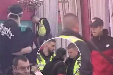 ISPLIVAO SNIMAK NOVOG DIVLJAČKOG NAPADA BEZ CENZURE! Bebica kao zver SKOČIO NA ĐUKIĆA, obezbeđenje opkolilo Šimanovce! ( GALERIJA)