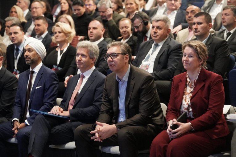 POSLOVNA KONFERENCIJA U LOŽIONICI