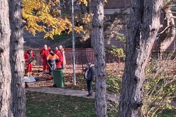 PRONAĐENO TELO MUŠKARCA NA MESTU PUCNJAVE NA KANAREVOM BRDU! Sve vrvi od policije! (FOTO)