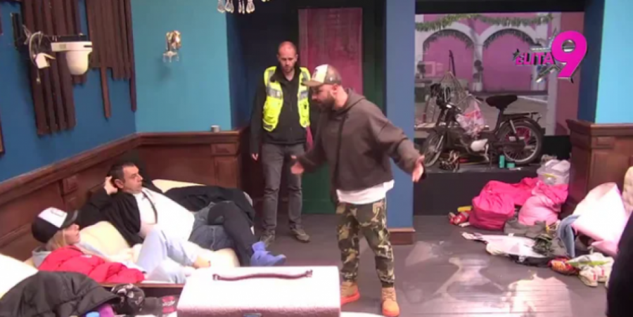 RATNO STANJE U "ELITI", STVARI LETE NA SVE STRANE: Aneli doživela pomračenje, pa napravila KARAMBOL - u sve umešana Anita!