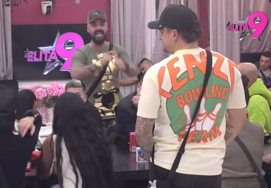 ANITA RAZBUCALA VEZU ANELI I LUKE U DVA POTEZA, PA OBRISALA POD AHMIĆEVOM: Pukla bruka uživo na Pinku, Vujović u žestokom kanalu!