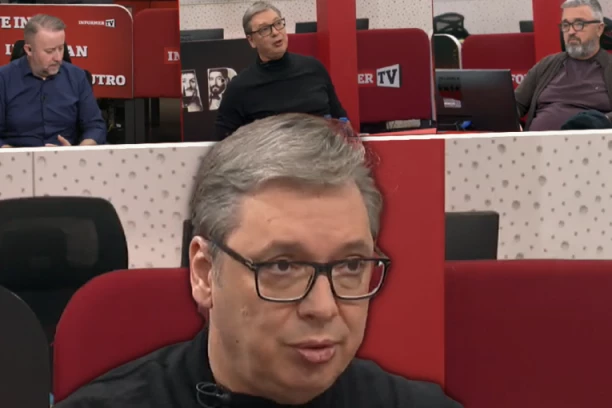PREDSEDNIK OBEĆAO: Država vraća dug penzionerima  - penzije lekara i stručnjaka višestruko veće nego pre 2012.