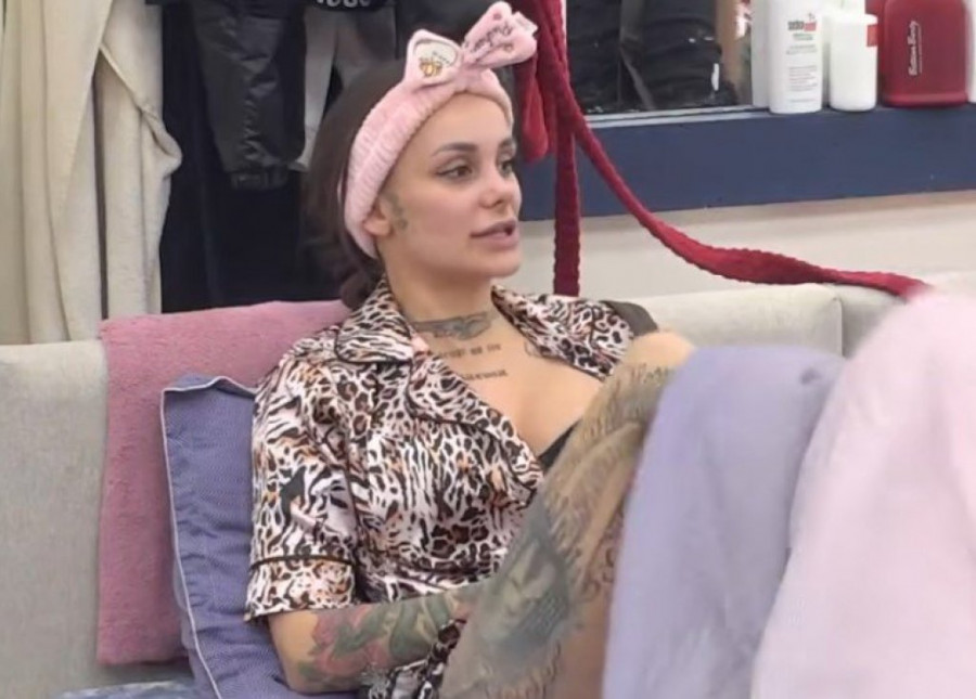 OPA, ISPLIVAO CENOVNIK TEODORE DELIĆ! Evo koliko NAPLAĆUJE INTIMNI ČIN - korisnik usluga pomenuo i Milicu Veličković!