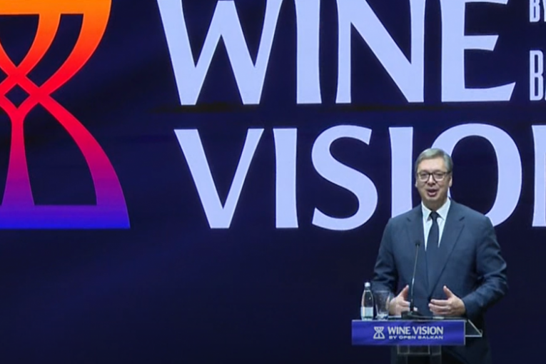 Vučić na otvaranju sajma