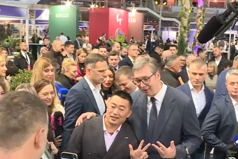 Vučić na otvaranju sajma