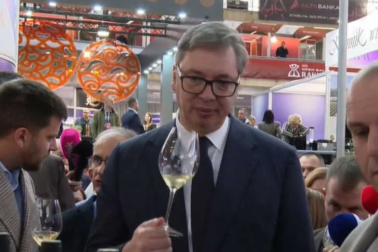 Vučić na otvaranju sajma