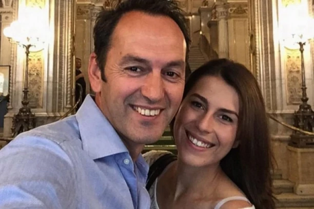 POGINULA ĆERKA POZNATOG VODITELJA: Sara stradala u Crnoj Gori, svi detalji NESREĆE!