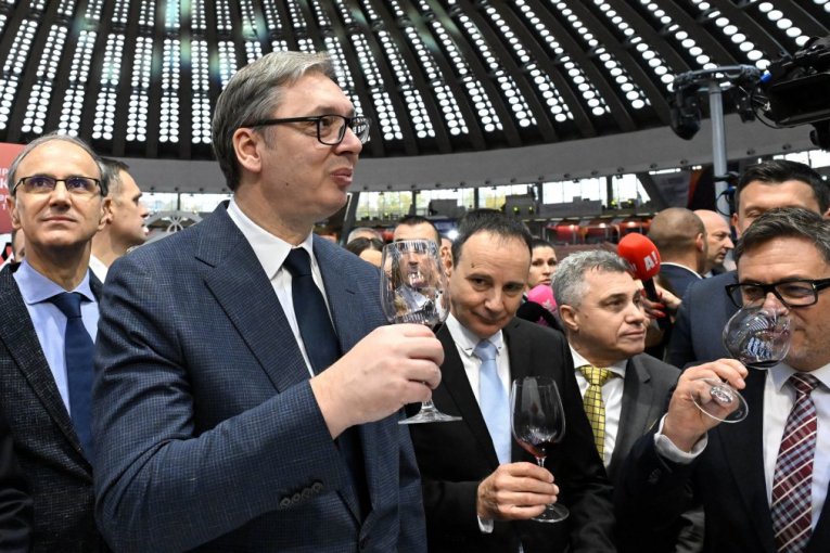 Vučić na otvaranju sajma