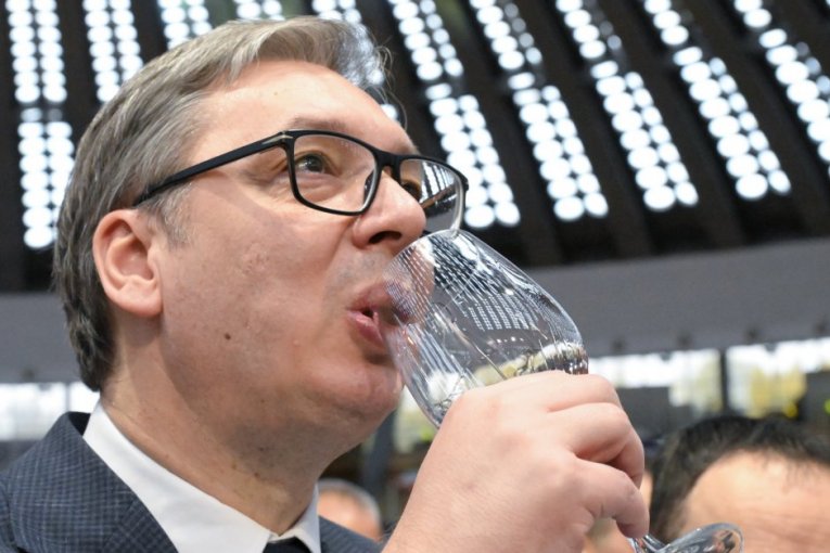 Vučić na otvaranju sajma