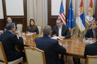 PREDSEDNIK SE SASTAO SA AMERIČKIM KONGRESMENIMA: Vučić ugostio Tarnera i Norkrosa u Predsedništvu! (FOTO)