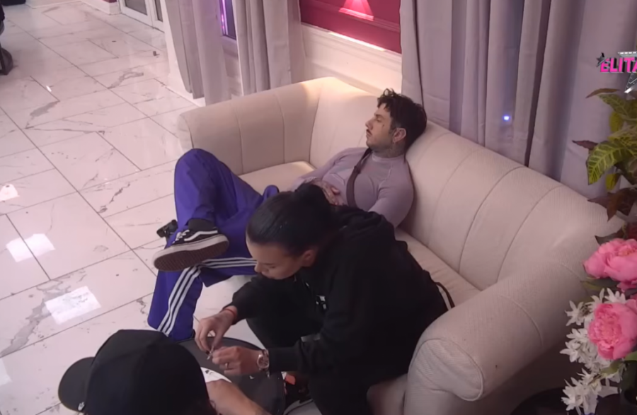 ANITA BLJUJE VATRU NAKON NAJNOVIJE VRELE AKCIJE SA FILIPOM ĐUKIĆEM: Ovim ju je ukanalio za sva vremena!