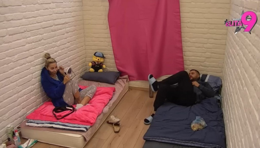 ASMIN I ANELI SE ŽESTOKO ZAKAčILI ZBOG STANIJE! Durdžić joj OBRUSIO, Ahmićeva PUKLA od ljubomore!