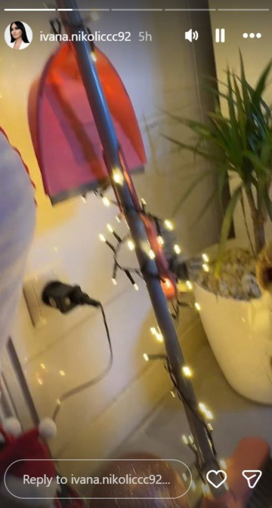 DA LI JE OVO NAJVEĆI ŠOK JOŠ OD KADA SU PROMENILI POL I POSTALI ŽENE?! Ivana Nikolić pokazala ONO ŠTO SU SVI ŽELELI DA VIDE, isplivao KUĆNI SNIMAK! (GALERIJA)