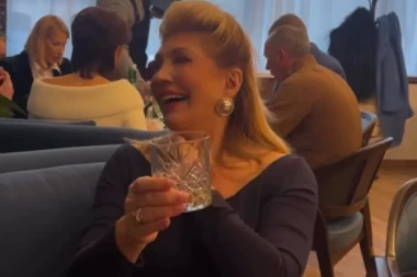 ZAVIRITE NA VELIKI JUBILEJ SUZANE MANČIĆ! Voditeljka BLISTA U PRIPIJENOJ HALJINI, oglasila se emotivnm rečima!