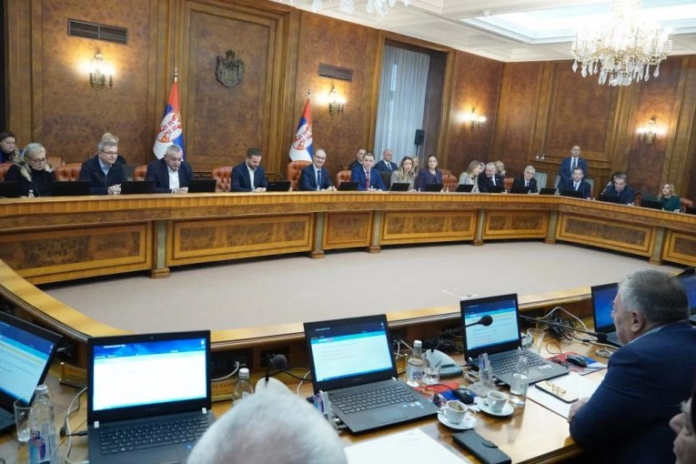 DRŽAVA DONELA KONAČNU ODLUKU! Radi se o iznosu od 200 miliona evra!