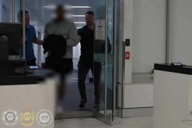 OFICIR BRODA IZ HRVATSKE PAO U AUSTRALIJI! Krijumčario više od pola tone kokaina!