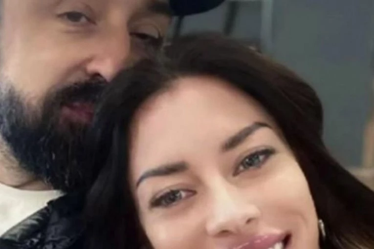 PRVO ZAJEDNIČKO OGLAŠAVANJE OGNJENA I MINE: OVO IME je tata oduvek želeo za ćerkicu!