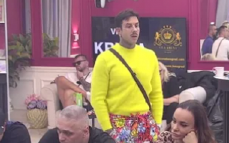 ZAKUCAVANJE FILIPA ĐUKIĆA KAKVO SE NE PAMTI! Najbrutalnije otresao Teodoru Delić, Bebici se okrenuo želudac!