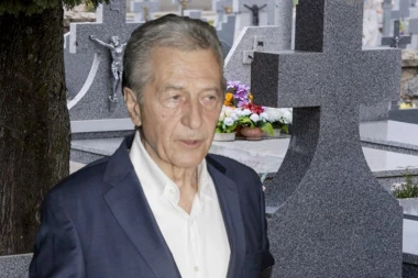 POZNATO GDE ĆE BITI SAHRANJEN MIROSLAV ILIĆ! Pevač za života ODREDIO OVO MESTO!