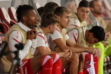 SAZNAJEMO - VELIKI PEH ZA ZVEZDU: Fudbaler hitno mora na operaciju!