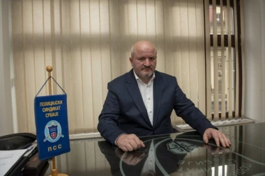 "PRESTANITE DA NAPADATE POLICIJU"! Predsednik Policijskog sindikata Srbije uputio apel blokaderima - VAŠE JE PRAVO DA ISKAZUJETE NEZADOVOLJSTVO, NAŠA OBAVEZA DA OBEZBEĐUJEMO JAVNI RED I MIR!