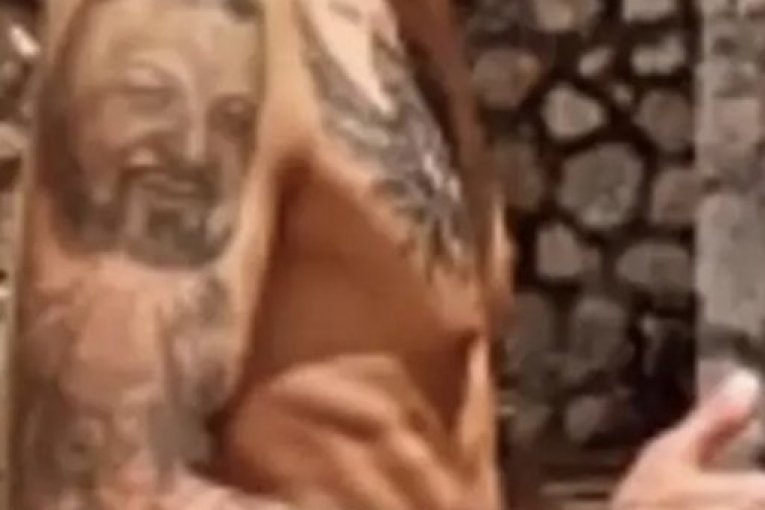 Nenad Marinković istetovirao očev lik