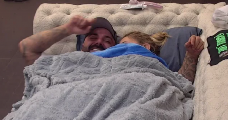 AKCIJA POD POKRIVAČEM NAKON BRUTALNOG OKRŠAJA: Aneli i Luka se srozali na samo dno, ove scene posle žurke zgrozile javnost!