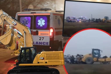 POGINULI RADNICI FIRME KADA JE KOMBI PODLETEO POD VALJAK! Potresni detalji nesreće kod Rume, TRI osobe HITNO prebačane u bolnicu! (FOTO)