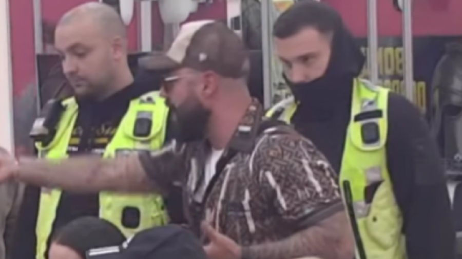 OBEZBEĐENJE OPKOLILO IMANJE, IVAN MARINKOVIĆ DEMOLIRAO PROSTORIJE: Ne mogu da obuzdaju pomahnitalog učesnika, Luka ga doveo do ludila!