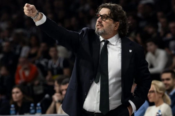 ŠOK-OBRT: Andrea Trinkijeri pred vratima Partizana!