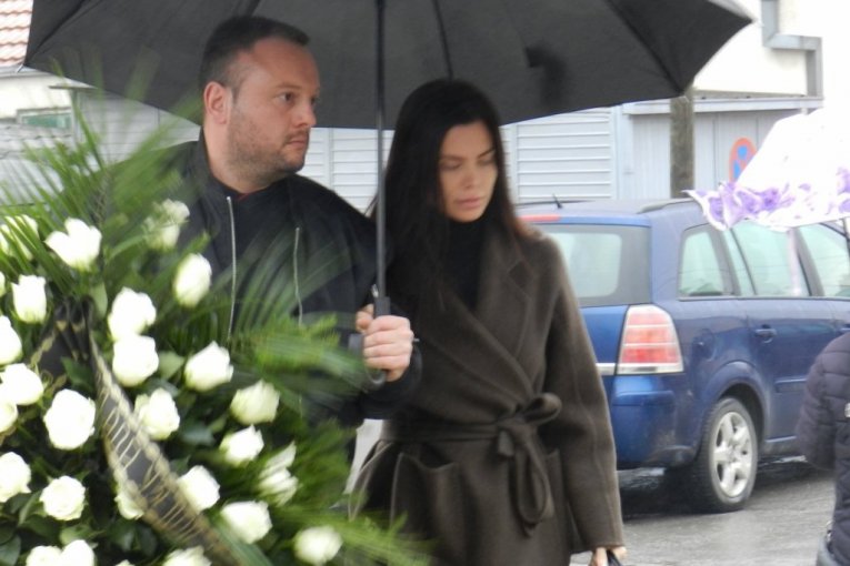 Milica Pavlović na sahrani Ljiljane Jorgovanović