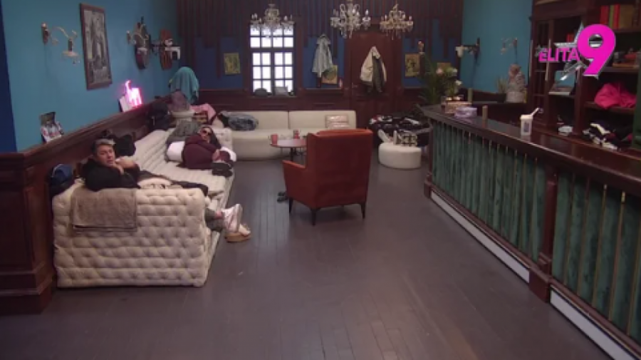 BEBICA ĆE OPET POBEĆI IZ "ELITE" KAD BUDE UGLEDAO OVAJ SNIMAK: Teodora sve priznala cimerima, ovo je istina o AKCIJI s Filipom!