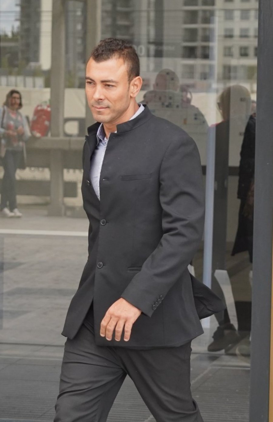 UHAPŠENI UROŠ ĆERTIĆ BIO U KOMBINACIJI S VODITELJKOM RTS! Ljubio preko 300 žena, a ONA mu je rodila dete!