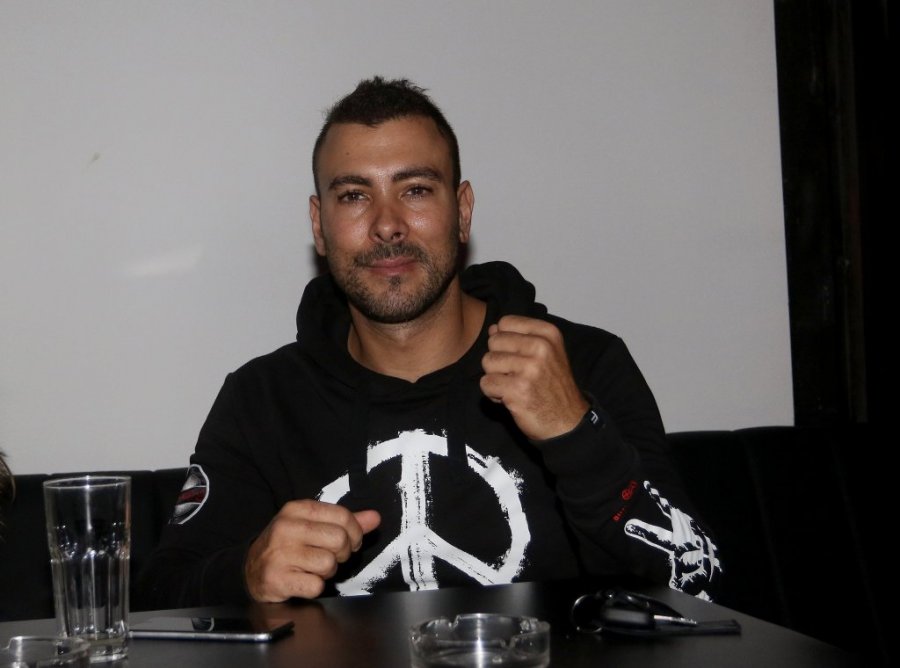 UROŠ ĆERTIĆ IZBAČEN IZ ZGRADE NA DORĆOLU! Zbog skandala reagovala i policija tad!